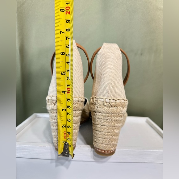 TORY BURCH Wedge Espadrille Sandal Cream & Black Size 8. - Picture 14 of 14